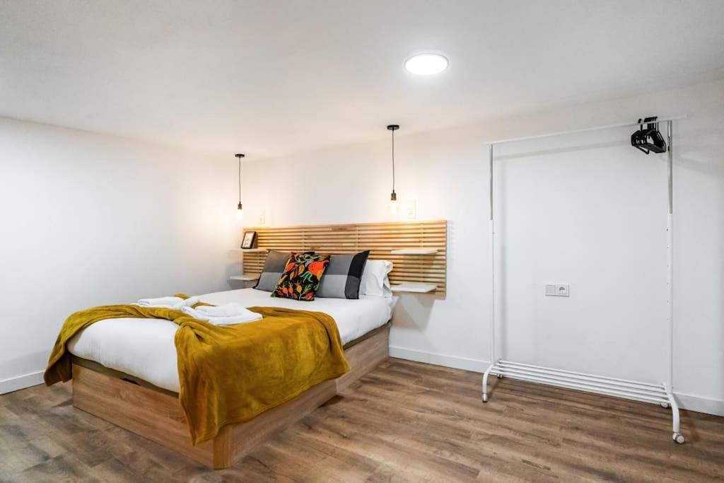 Acogedor Apto Tirso De Molina مدريد المظهر الخارجي الصورة